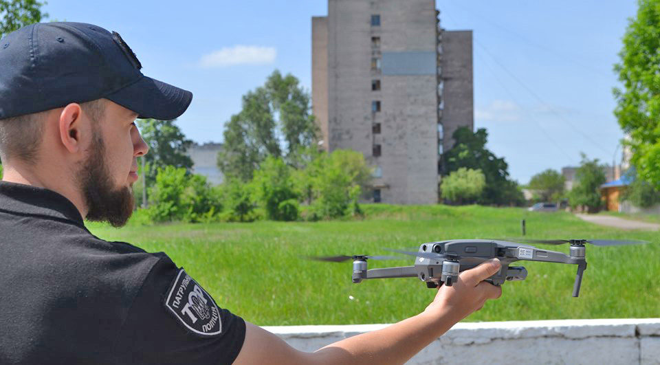 У Лисичанську пройшов день навчання використання квадрокоптерів. Фото надане прес-службою ППС у Луганській області